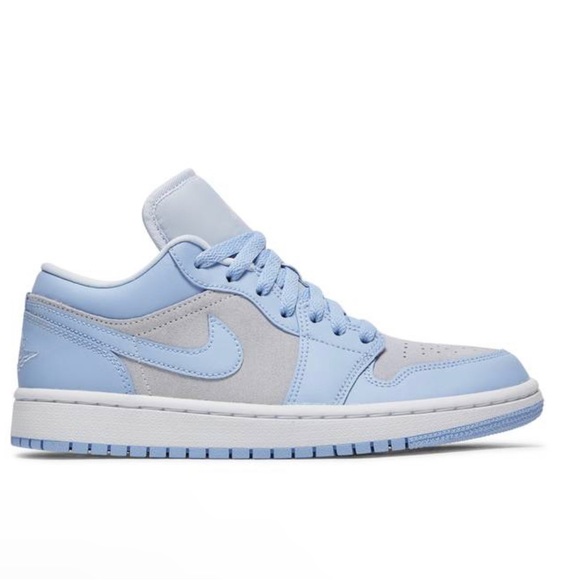 COPY - - Authentic Jordan 1 lows M 8.5/F 10 - Picture 8 of 11